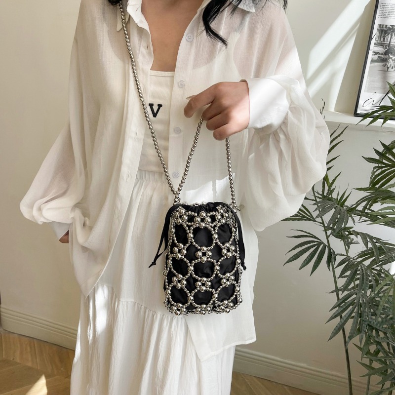 حقائب كتف وحقائب كروس بودي بيض - مراجعة Luxury Bags On Sales وسعره
